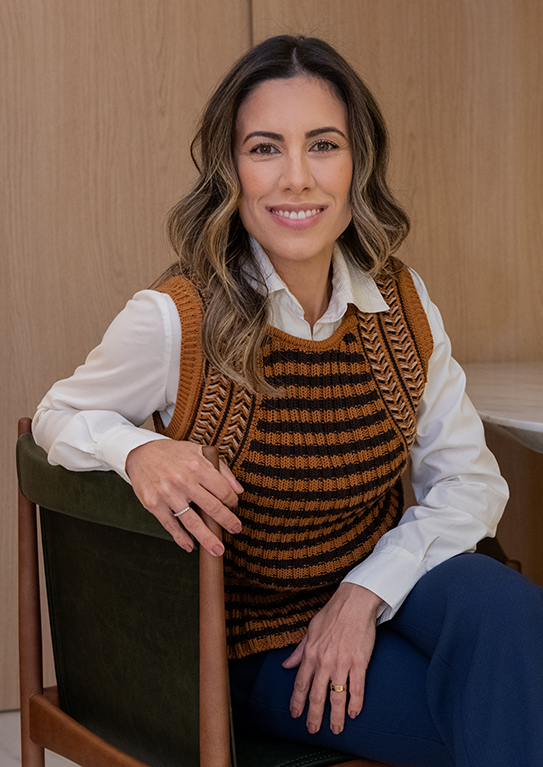 Dra. Renata Tavares
